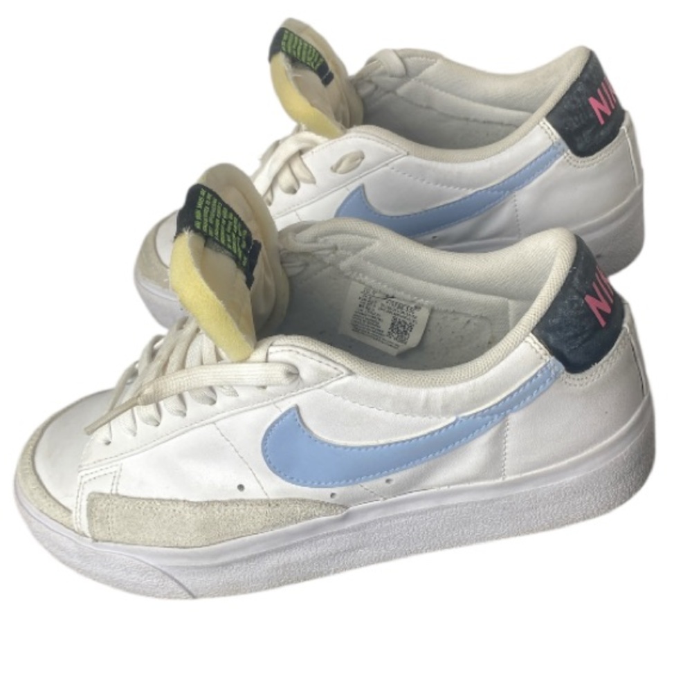 Nike White Light Blue Black Pink Low-Top Athletic Sneakers